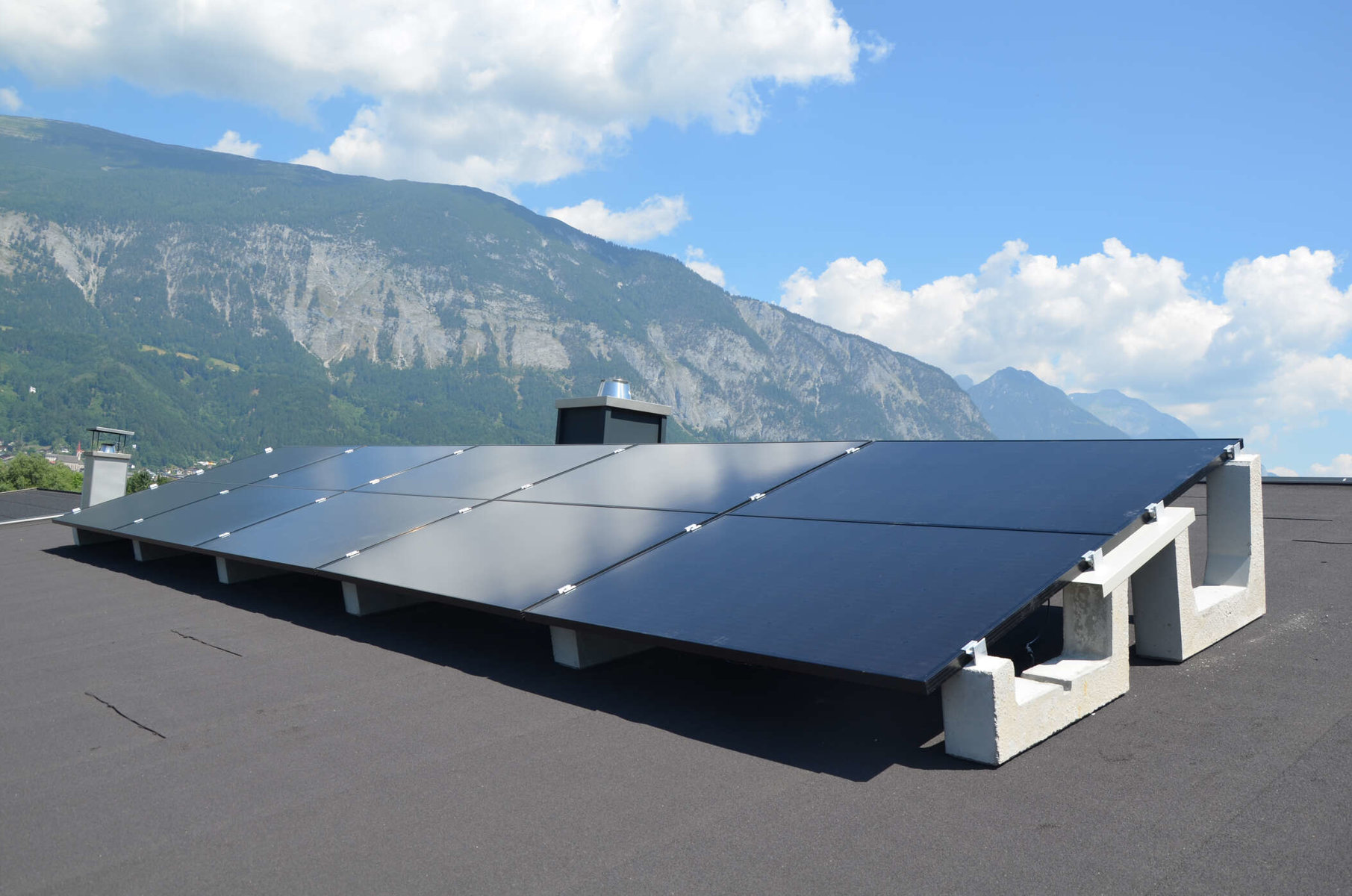 Photovoltaikanlage der e-natura gmbh Photovoltaik und Energiesysteme